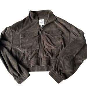 🌿 Suede Aerie Jacket – Olive Green XS – Chic & Stylish!